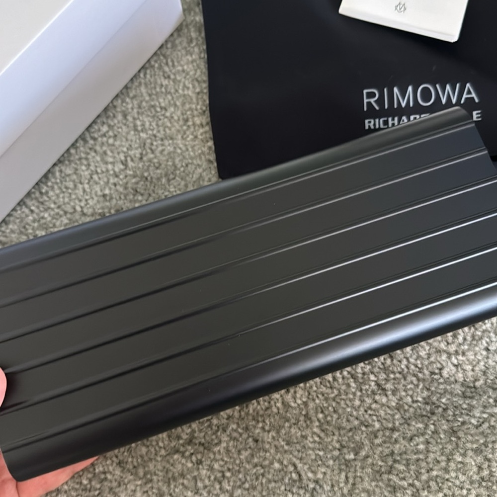 NEW RICHARD MILLE x RIMOWA collaborate Watch box - Picture 3 of 6